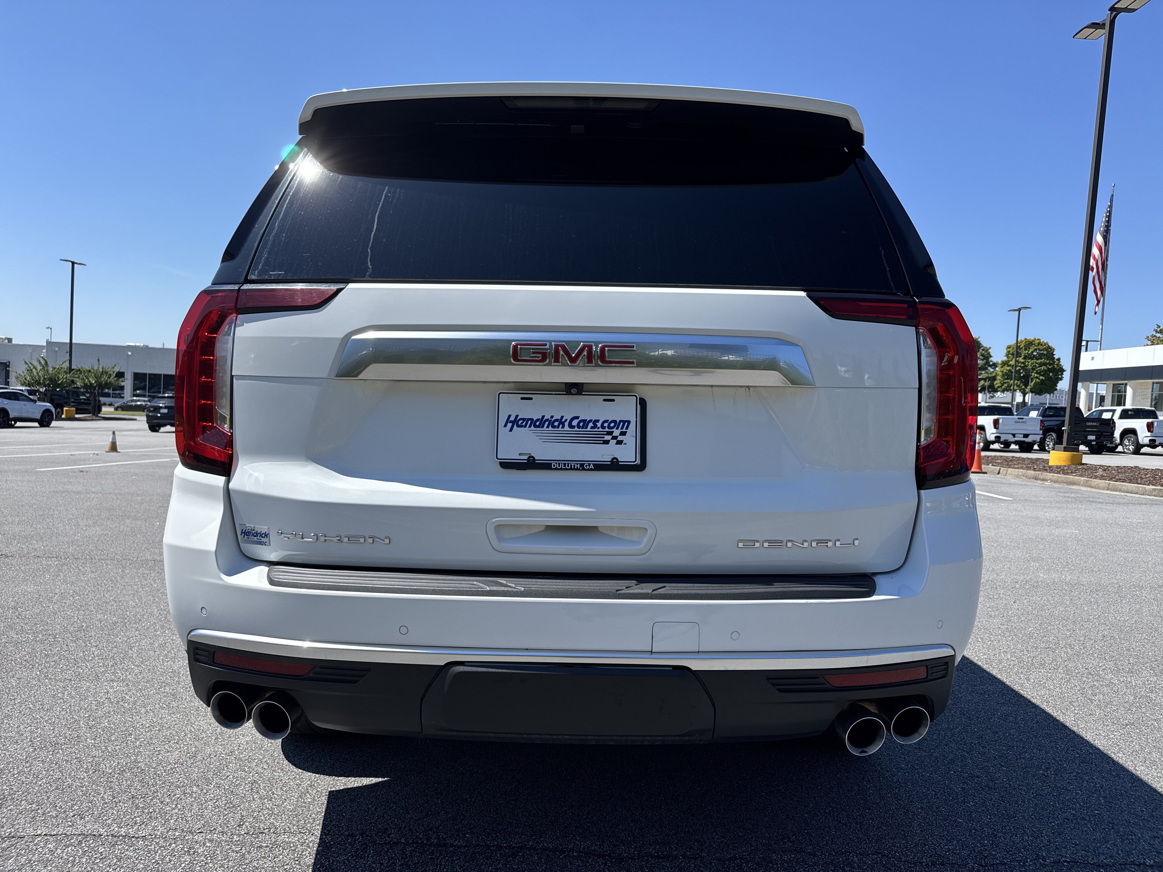 Used 2023 GMC Yukon Denali AWD/4WD image 9