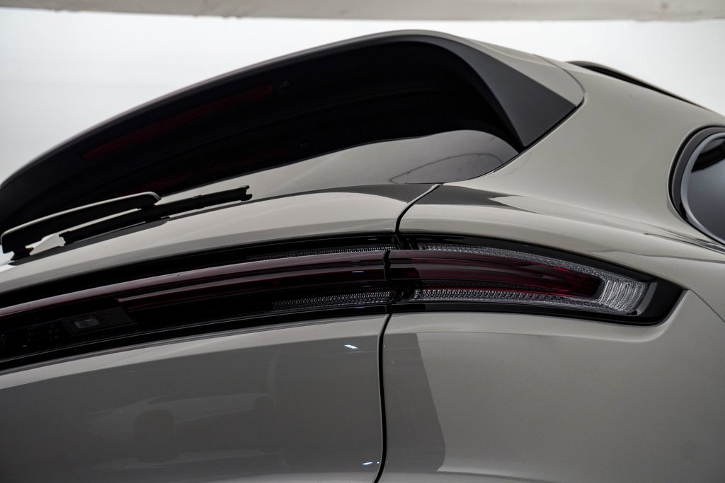 New 2026 Porsche Cayenne E-Hybrid image 12