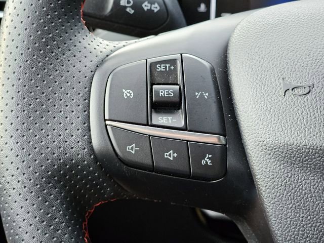 Used 2025 Ford Escape ST-Line FWD image 17