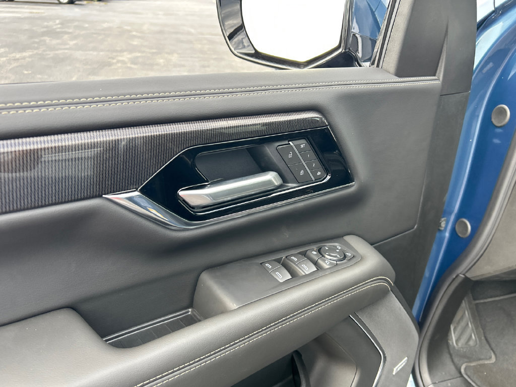 New 2026 GMC Yukon XL Elevation AWD/4WD image 16