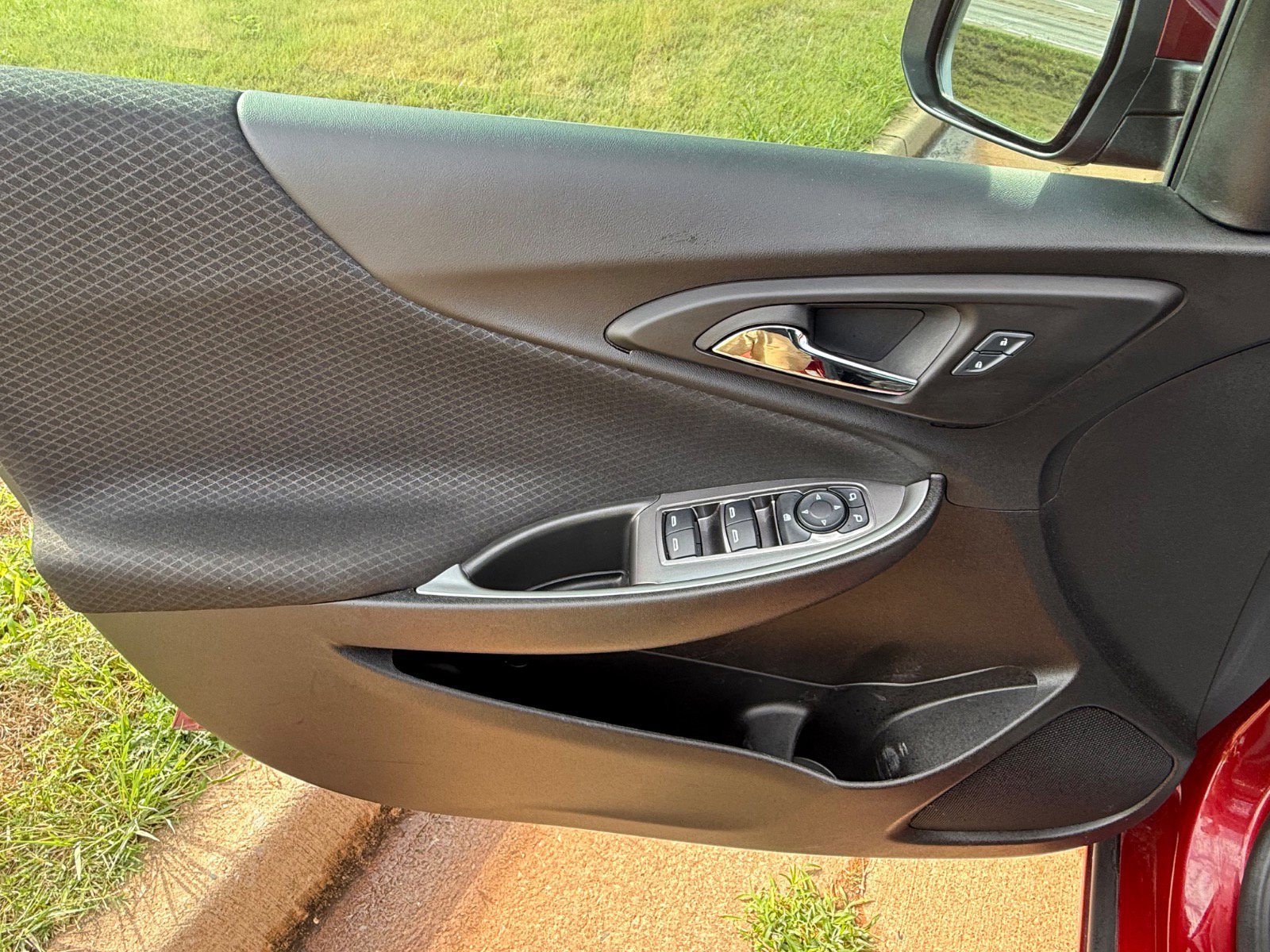 Used 2025 Chevrolet Malibu RS image 13