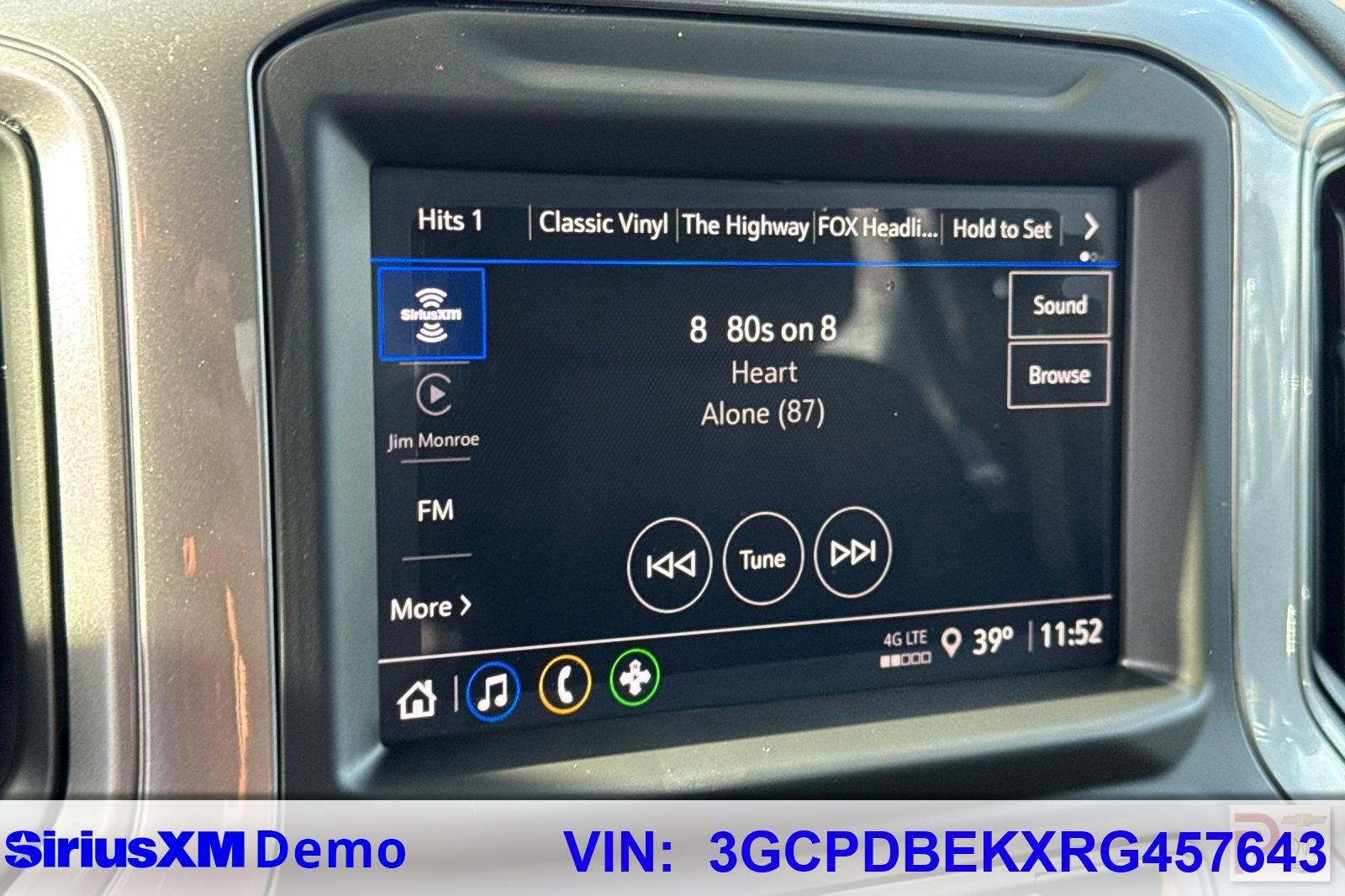 Certified 2024 Chevrolet Silverado 1500 Custom image 33