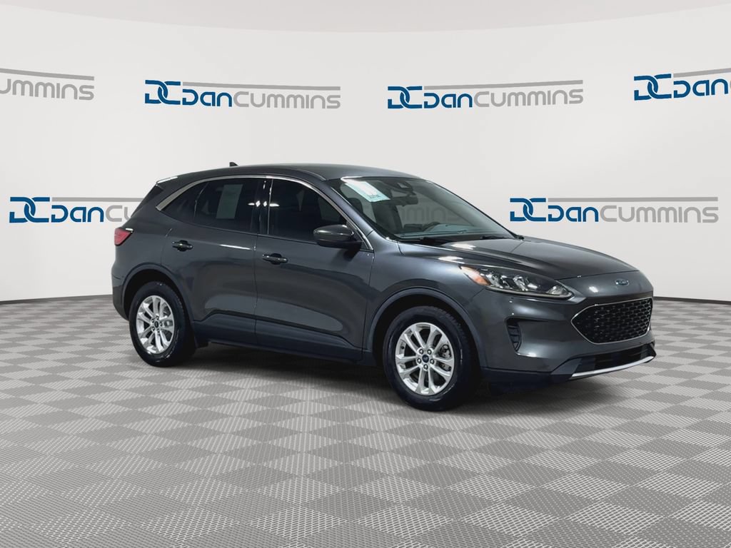 Used 2020 Ford Escape SE FWD image 3