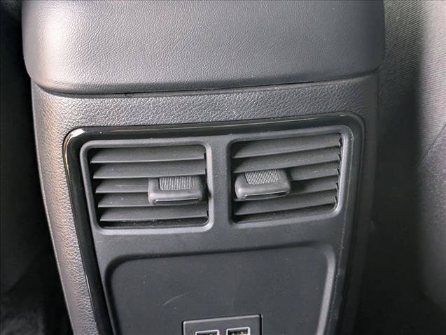 Used 2022 Dodge Charger R/T w/ Blacktop Package RWD image 16