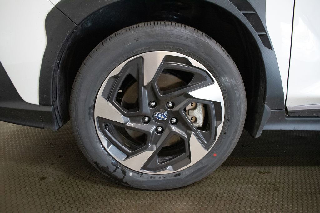Used 2026 Subaru Crosstrek 2.5i Limited AWD/4WD image 9