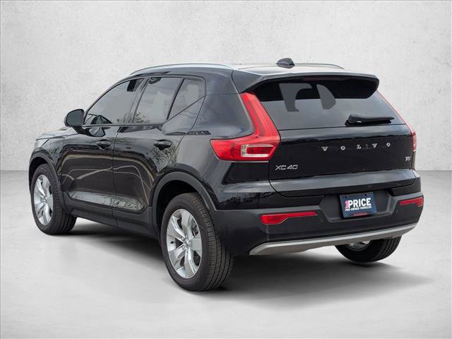 Used 2021 Volvo XC40 T5 Momentum AWD/4WD image 8