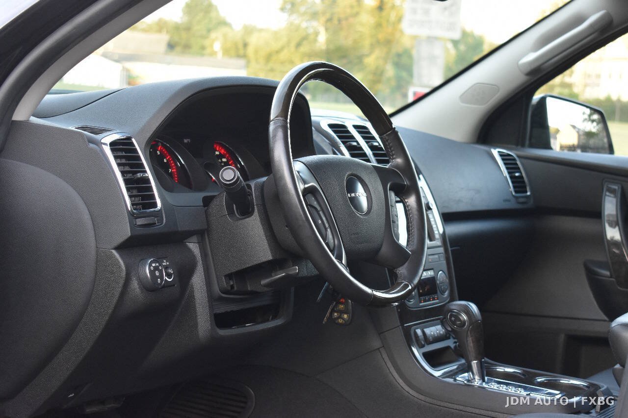 Used 2011 GMC Acadia Denali AWD/4WD image 19