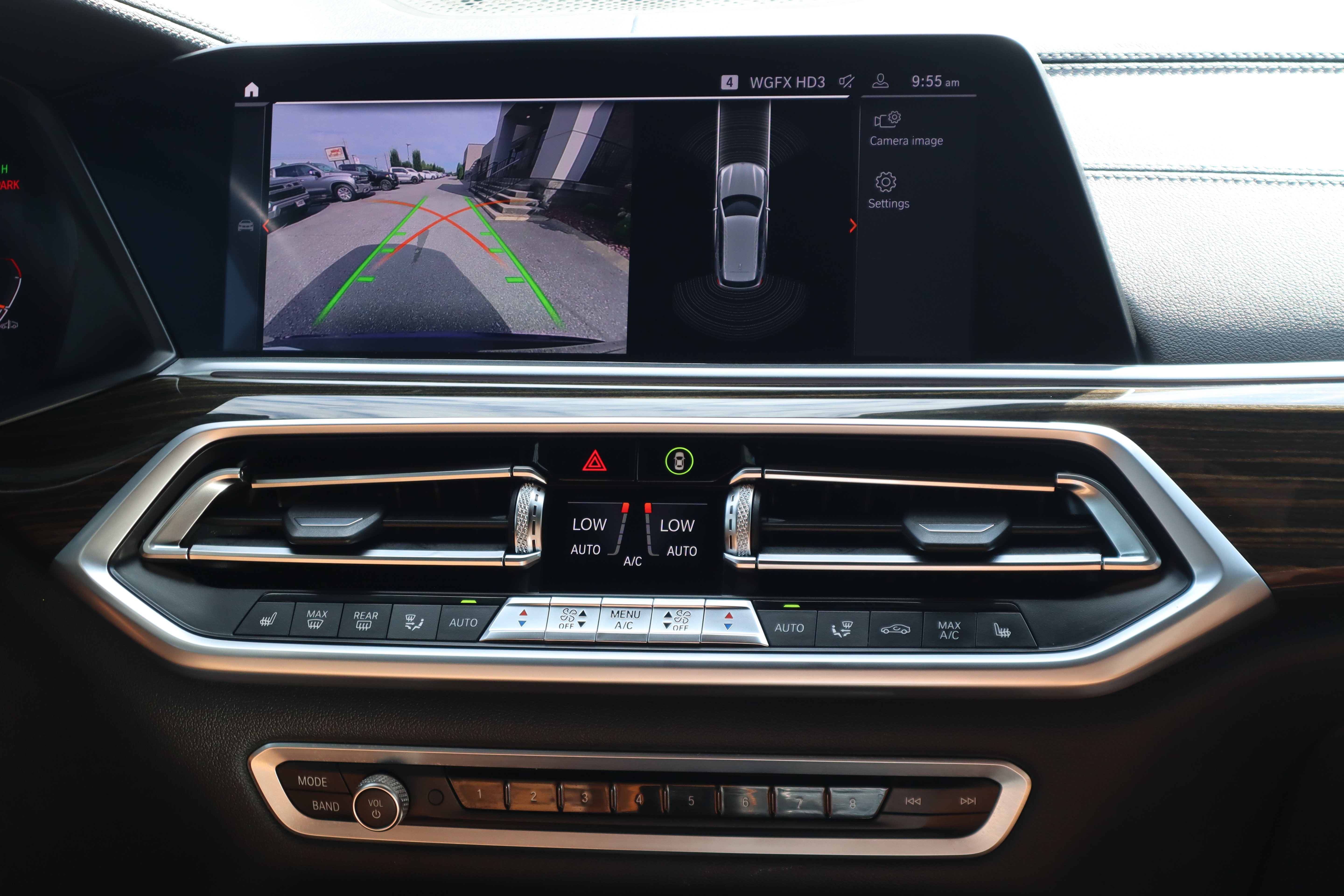 Used 2019 BMW X5 xDrive40i w/ Premium Package 2 AWD/4WD image 13