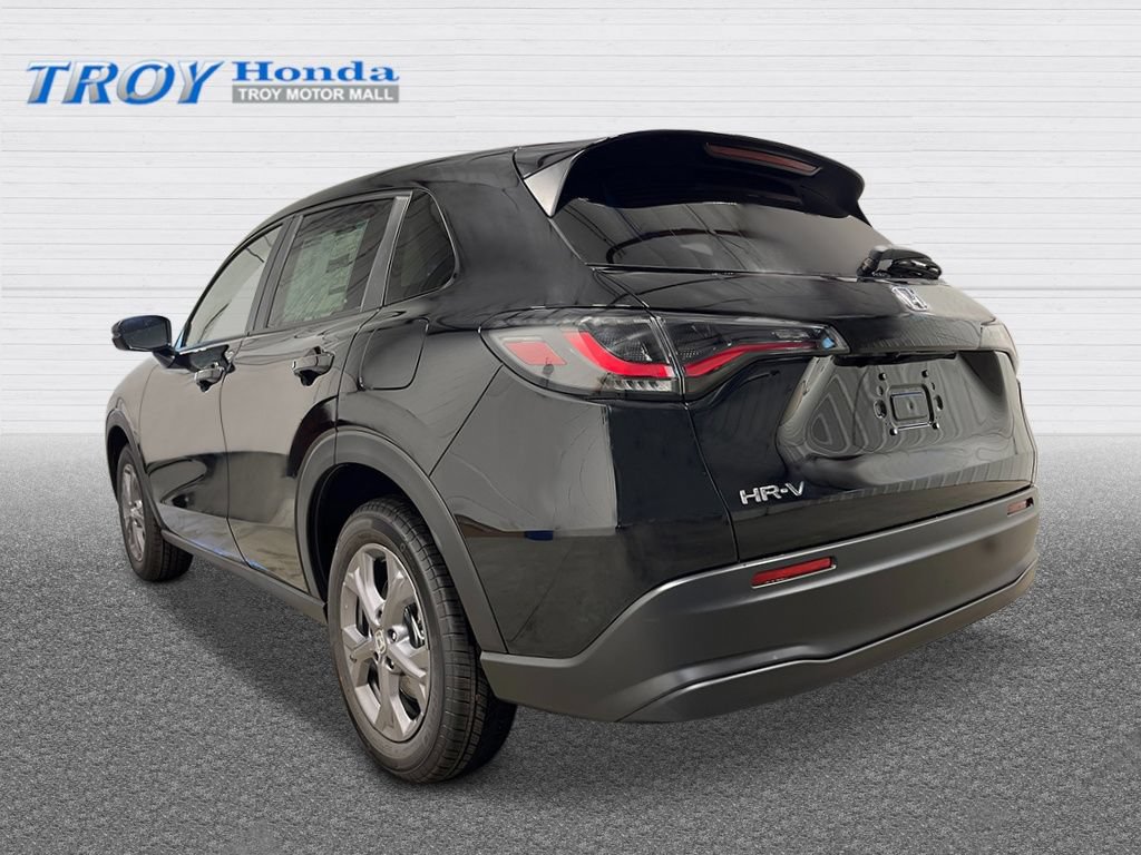 New 2027 Honda HR-V LX image 3