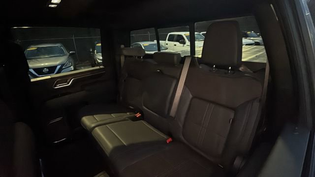 Used 2024 Chevrolet Silverado 2500 High Country w/ High Country Premium Package image 31