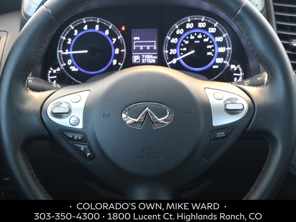 Used 2017 INFINITI QX70 AWD w/ Premium Package image 9