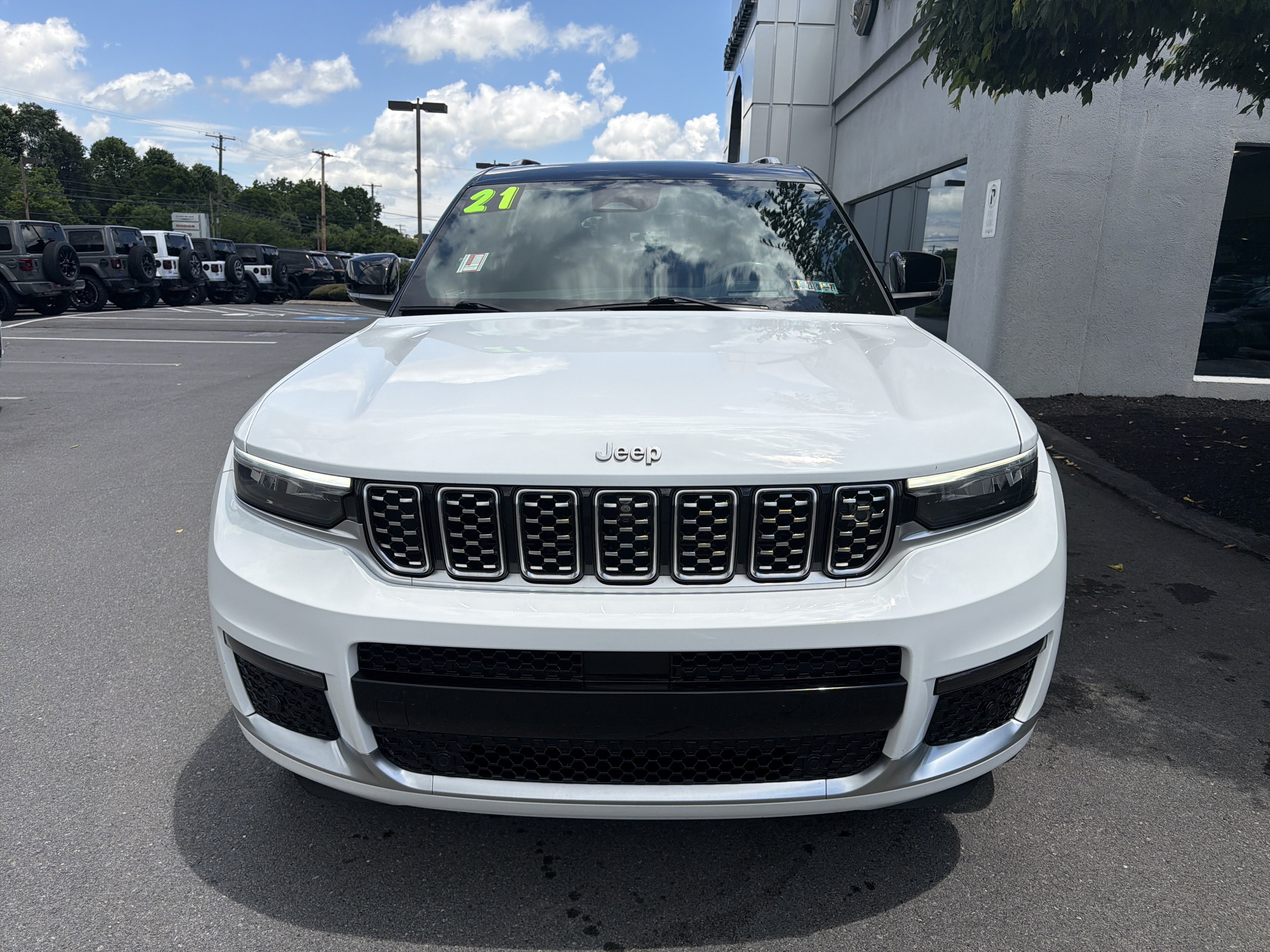 Used 2021 Jeep Grand Cherokee L Summit AWD/4WD image 9