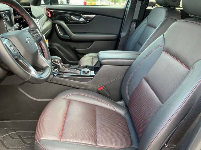 Used 2024 Chevrolet Blazer RS w/ LPO, Floor Liner Package FWD image 5