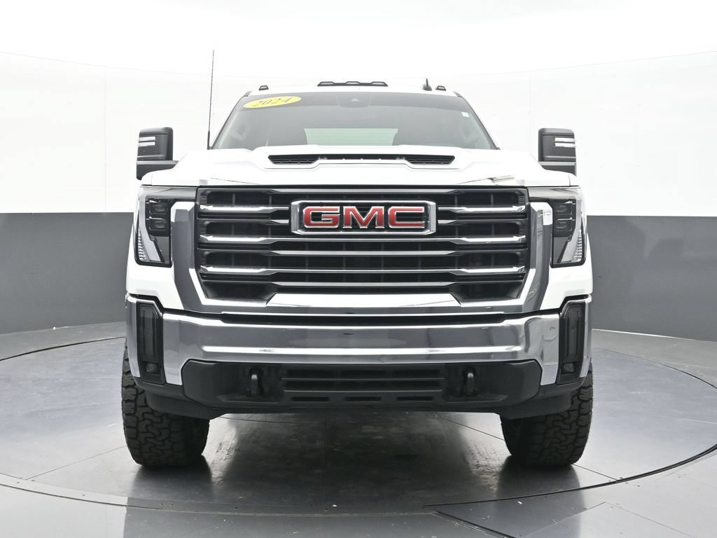 Used 2024 GMC Sierra 2500 SLE w/ SLE Convenience Package AWD/4WD image 2