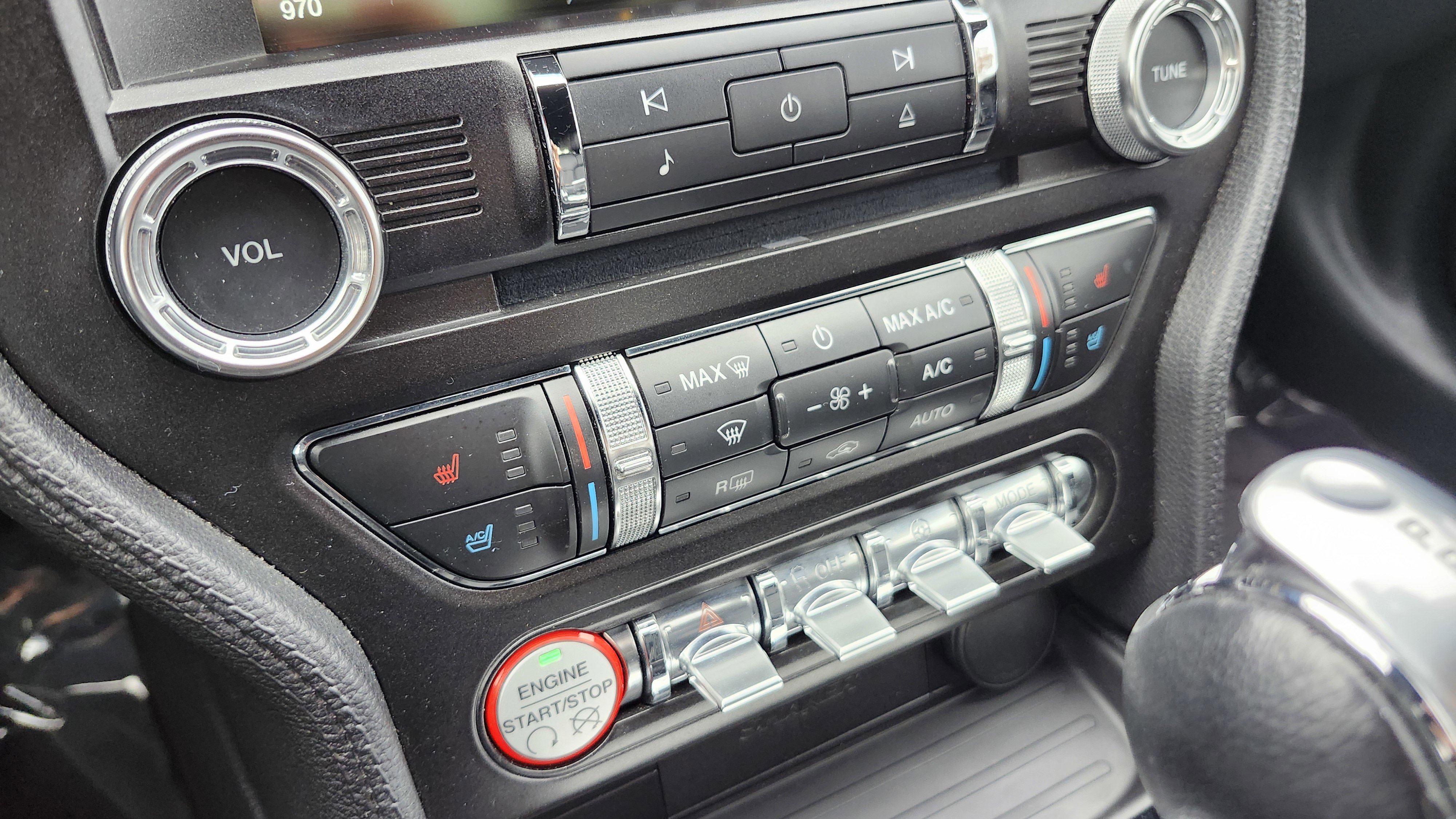 Used 2015 Ford Mustang Premium w/ Equipment Group 201A image 8