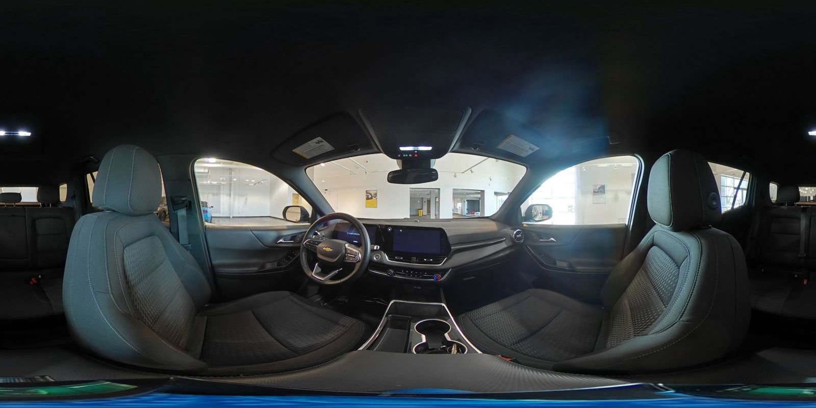 Used 2025 Chevrolet Equinox LT FWD image 42