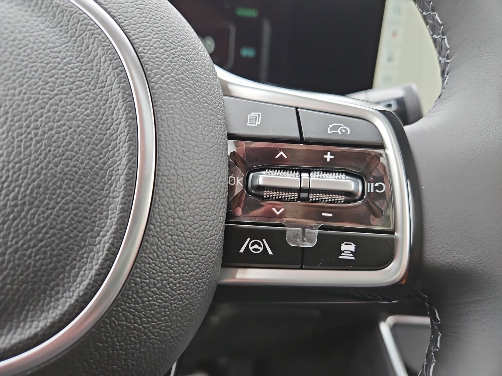 New 2026 Kia Carnival SX image 26