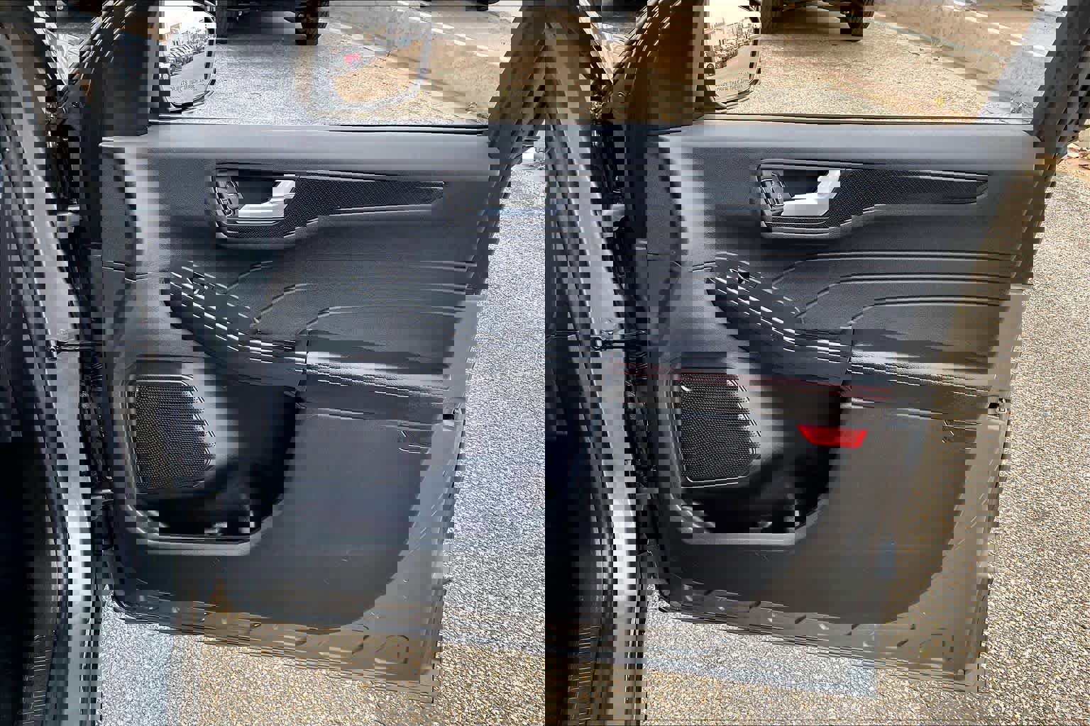 Used 2025 Ford Escape ST-Line image 22