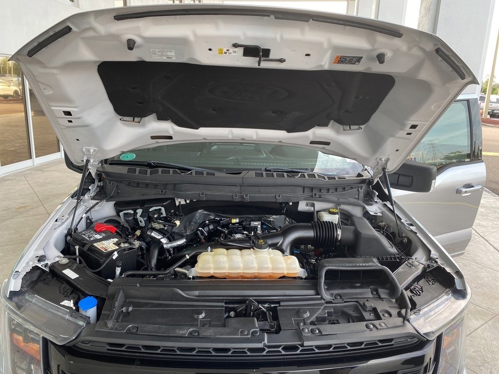 Certified 2022 Ford F150 XLT w/ Equipment Group 302A High image 36