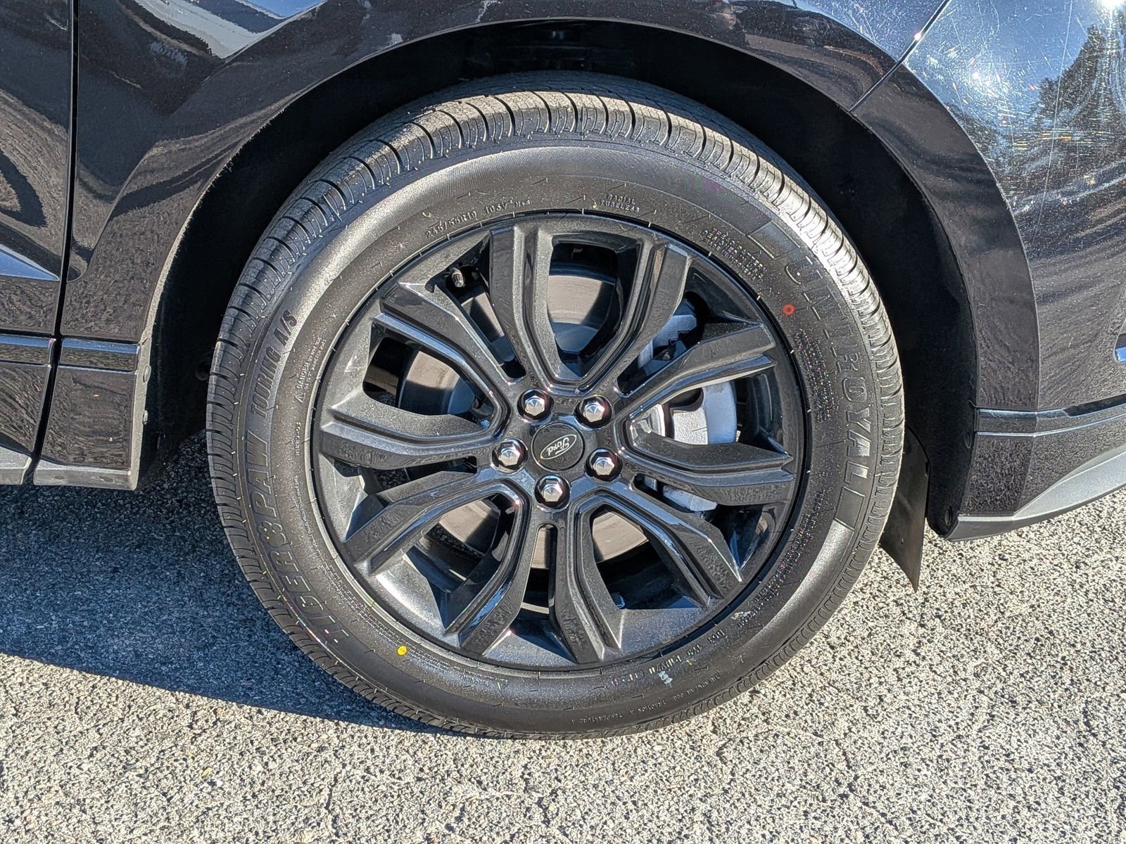 Certified 2022 Ford Edge SE w/ Black Appearance Package image 12