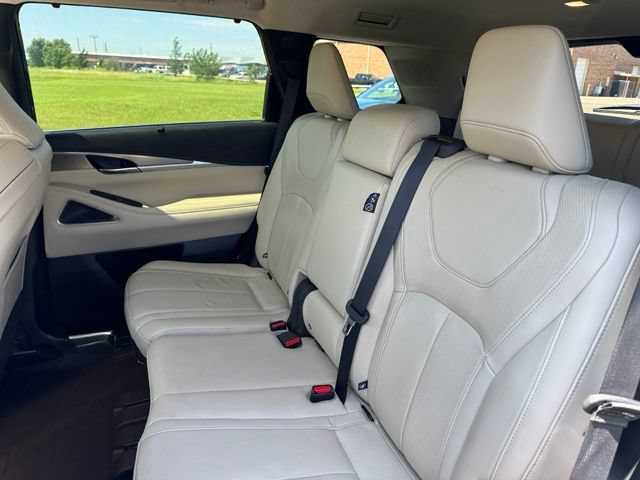 Used 2023 INFINITI QX60 Luxe w/ Vision Package AWD/4WD image 13