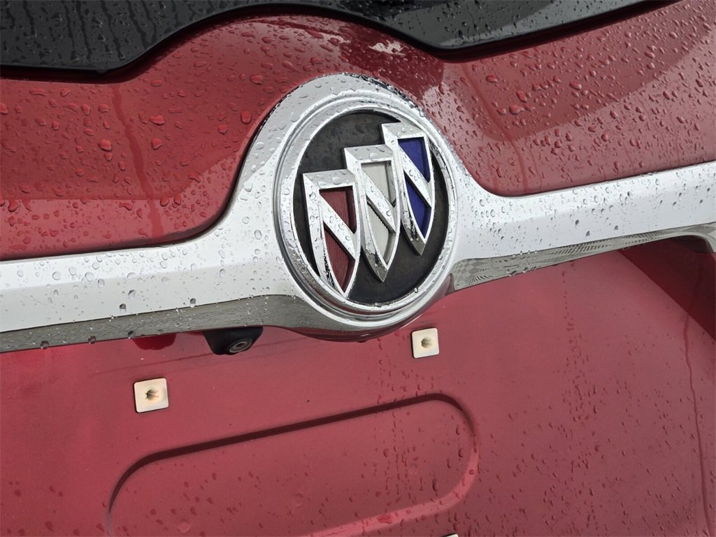 Used 2020 Buick Envision Essence image 10