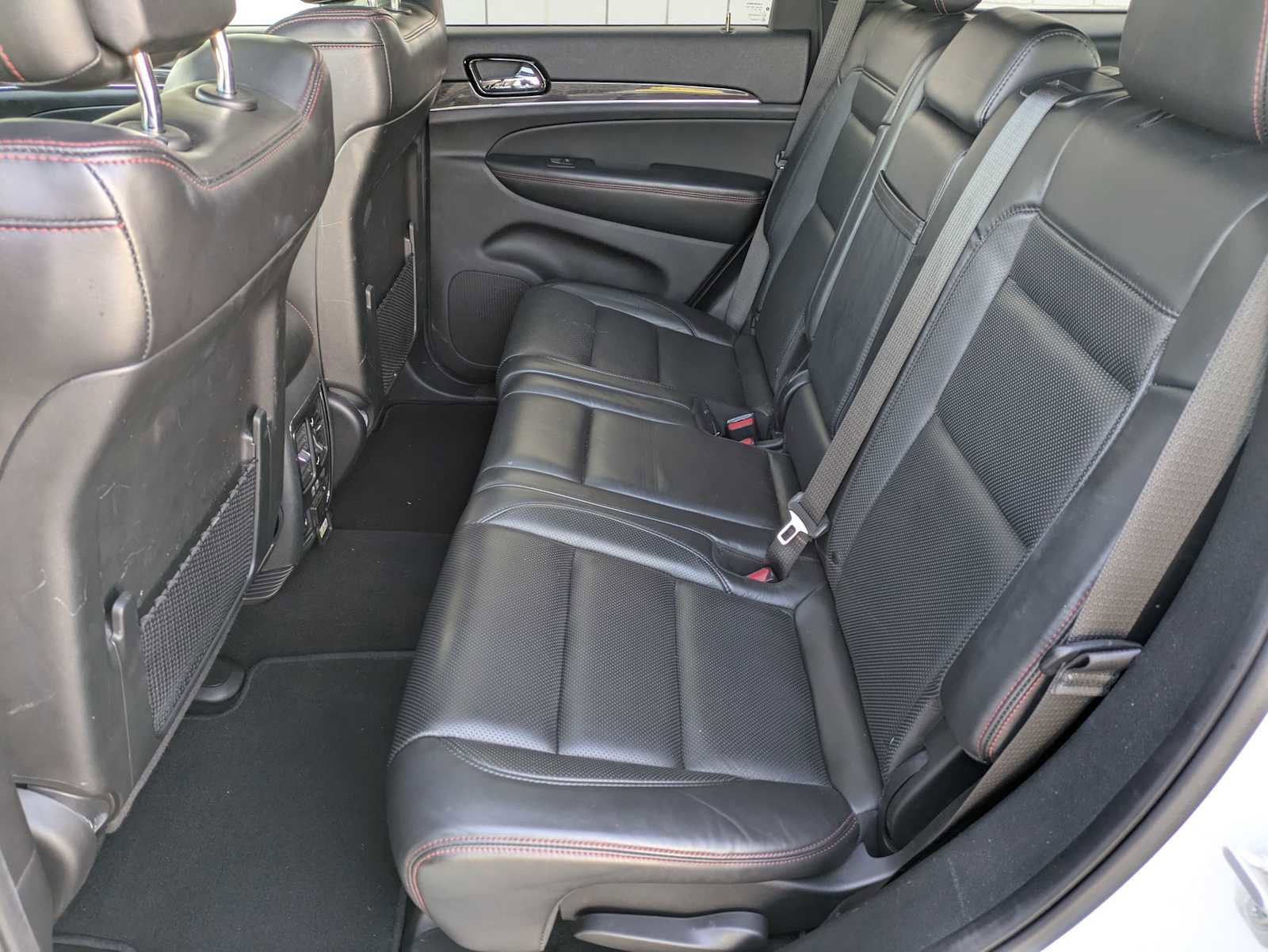 Used 2020 Jeep Grand Cherokee Trailhawk w/ Trailhawk Luxury Group image 19