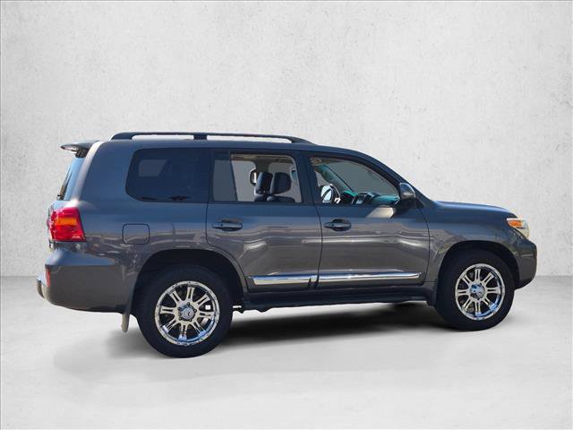 Used 2015 Toyota Land Cruiser AWD/4WD image 4