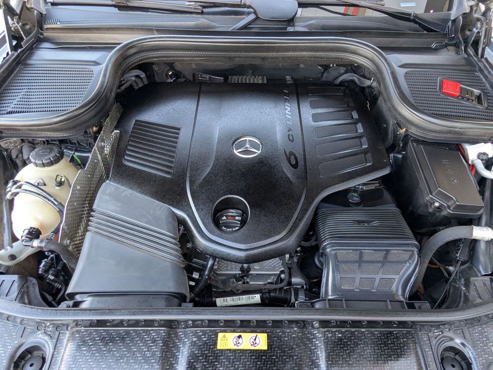 Used 2022 Mercedes-Benz GLS 450 4MATIC image 27