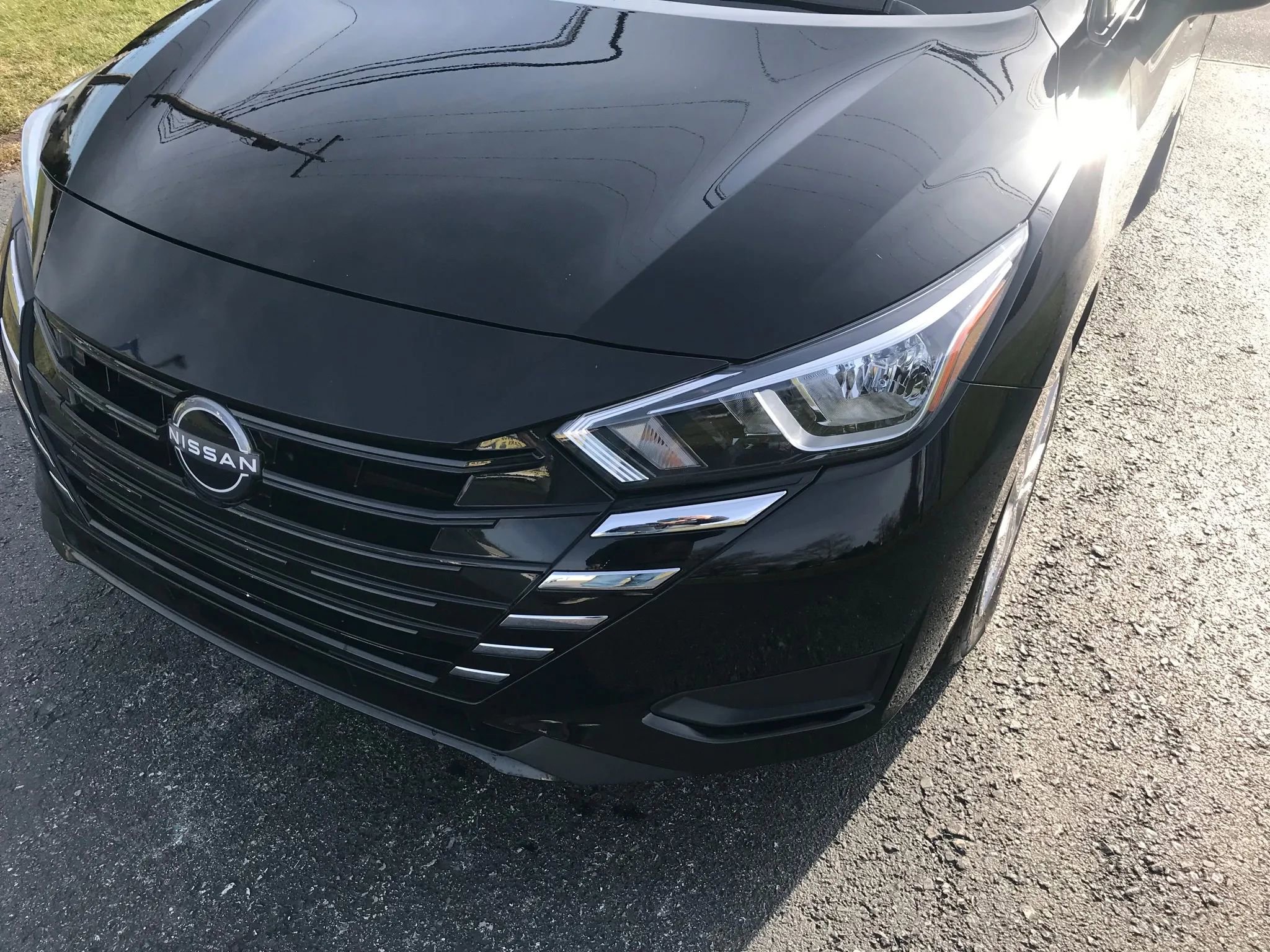 Used 2024 Nissan Versa S w/ Trunk Package image 48