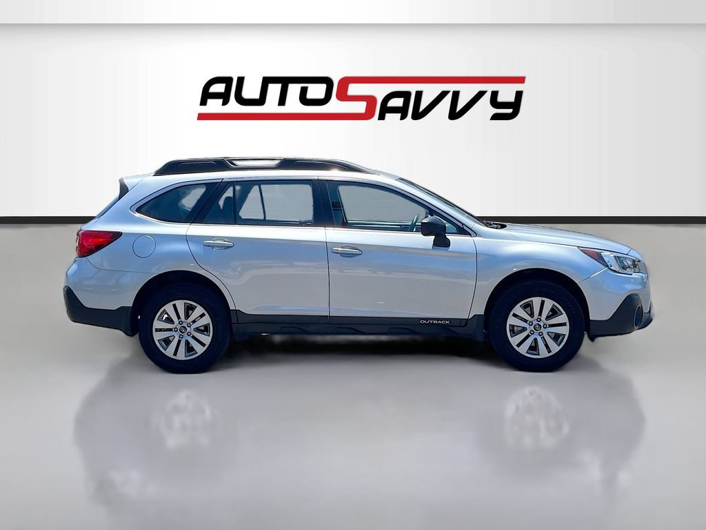 Used 2019 Subaru Outback 2.5i AWD/4WD image 8