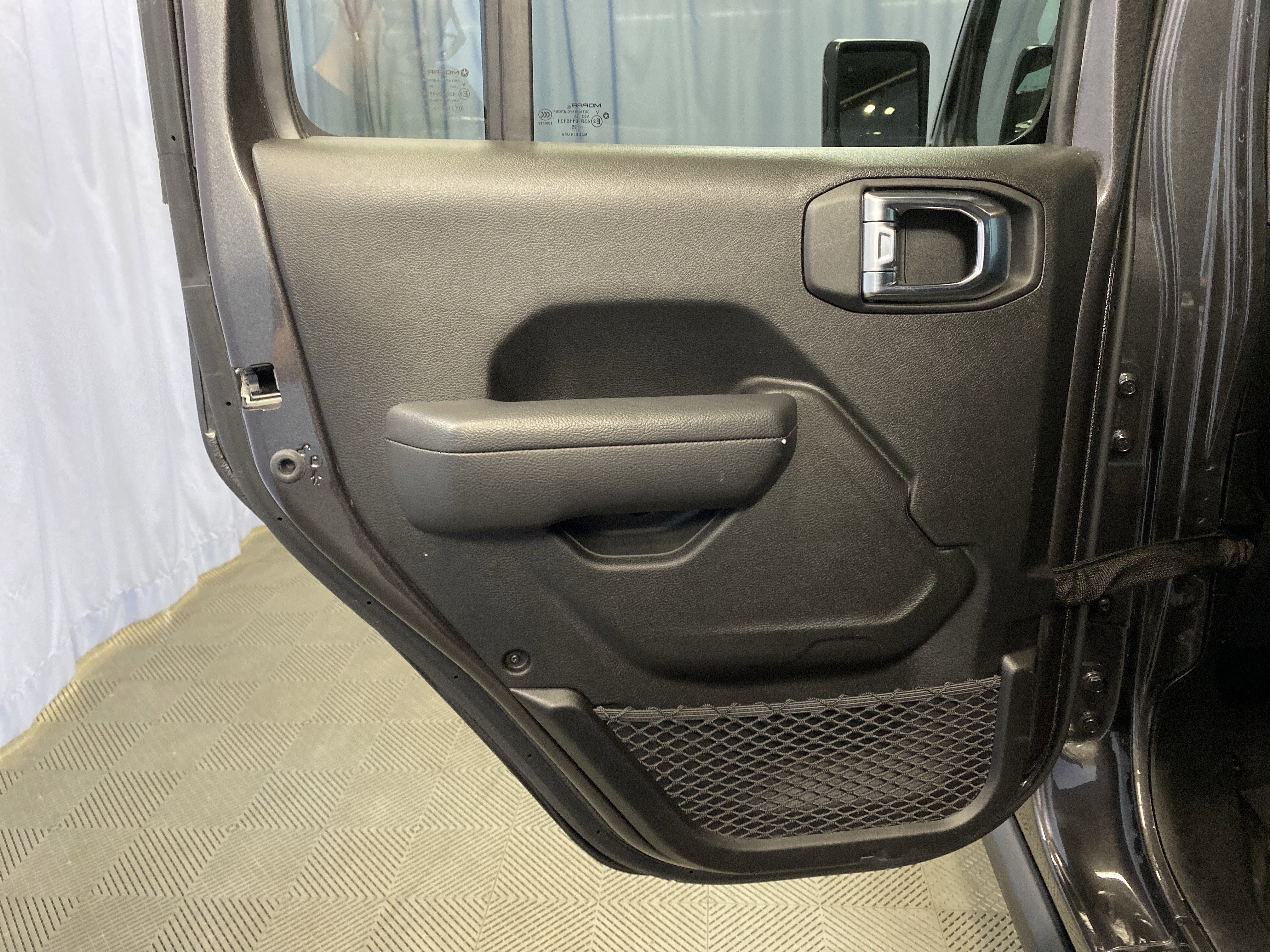 Certified 2025 Jeep Wrangler Unlimited Rubicon 4xe w/ Safety Group image 22