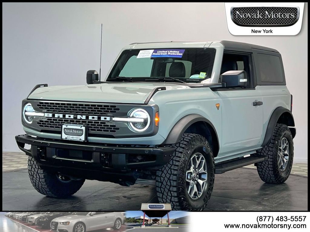 Used 2022 Ford Bronco Badlands image 5