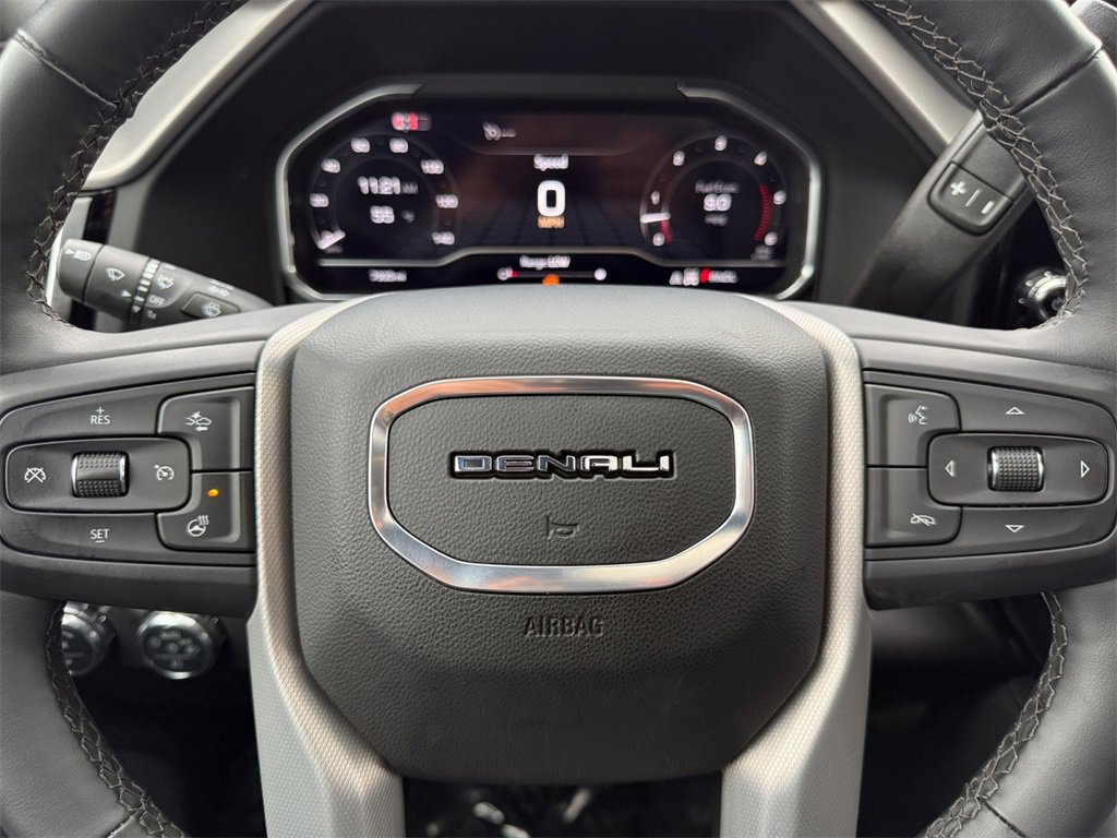 Used 2025 GMC Sierra 2500 Denali image 21