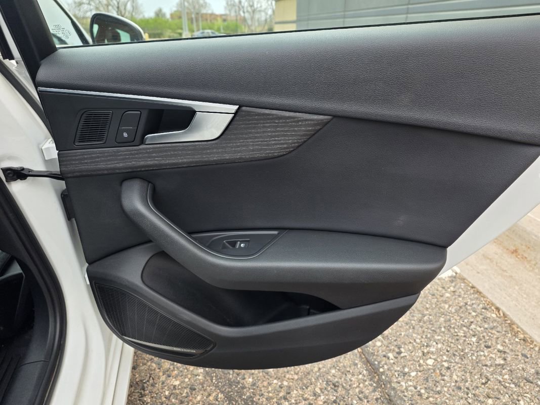 Used 2018 Audi A4 2.0T Ultra Premium Plus w/ Premium Plus Package FWD image 24