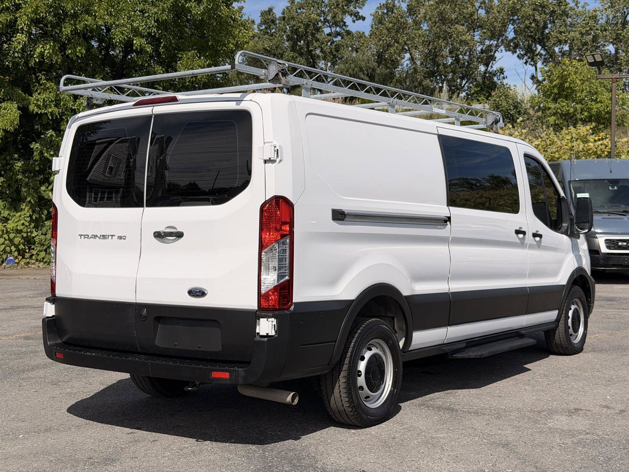 Used 2022 Ford Transit 150 Low Roof RWD image 8