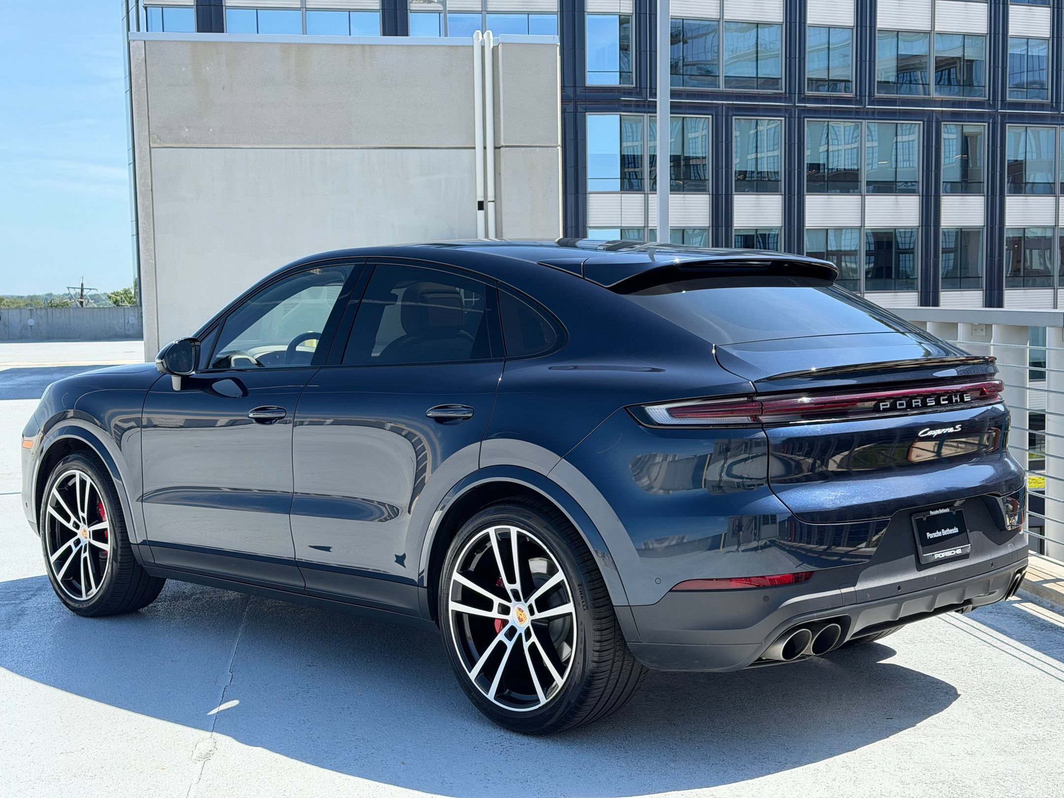 Certified 2024 Porsche Cayenne S AWD/4WD image 3