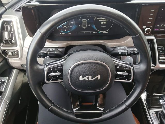 Certified 2022 Kia Sorento SX Prestige w/ Rust Color Package AWD/4WD image 14