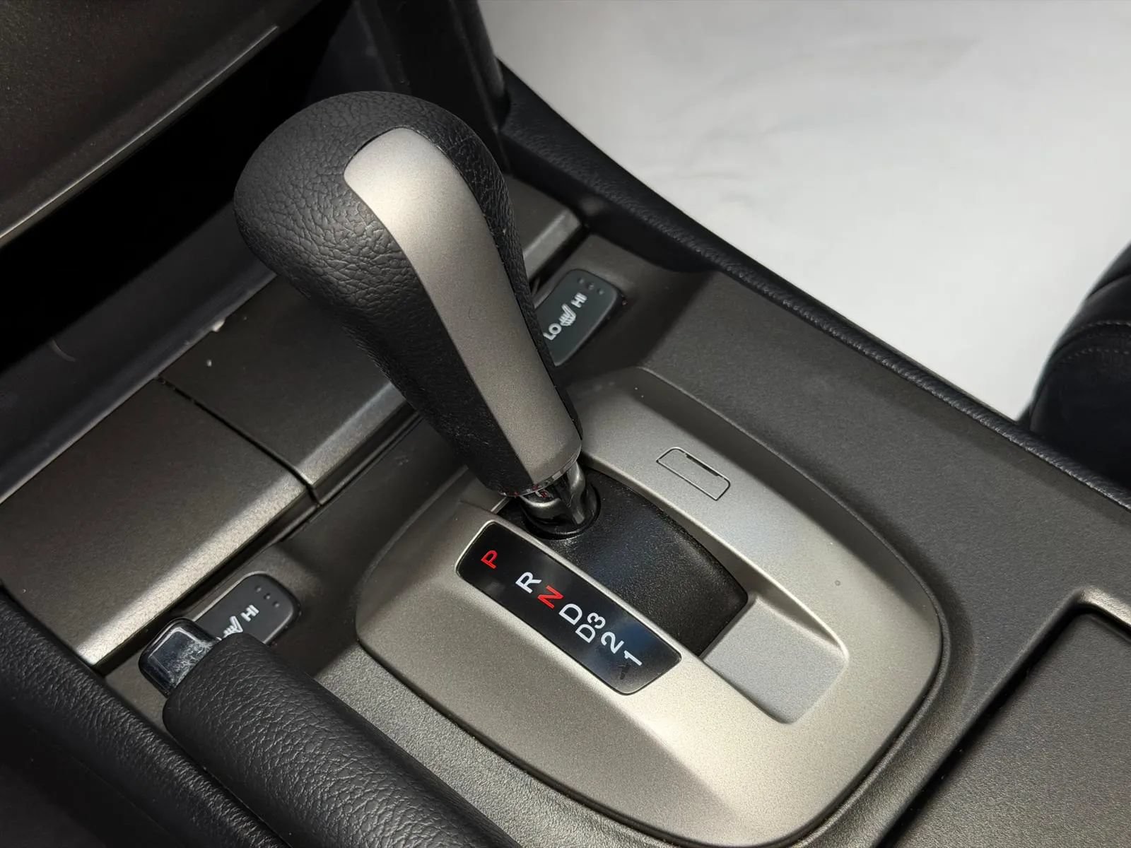 Used 2012 Honda Accord EX-L image 32
