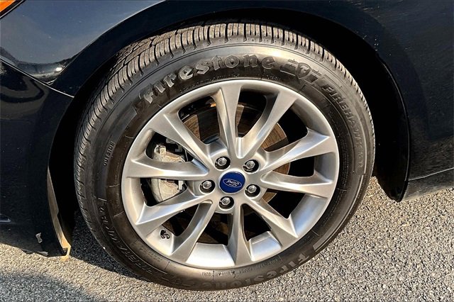 Used 2017 Ford Fusion S image 8