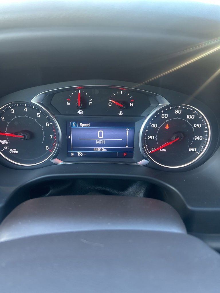 Certified 2023 GMC Acadia SLE w/ Driver Convenience Package image 15