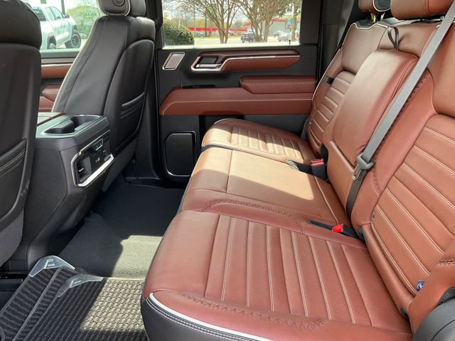 Used 2024 GMC Sierra 2500 Denali Ultimate w/ Max Trailering Package image 16