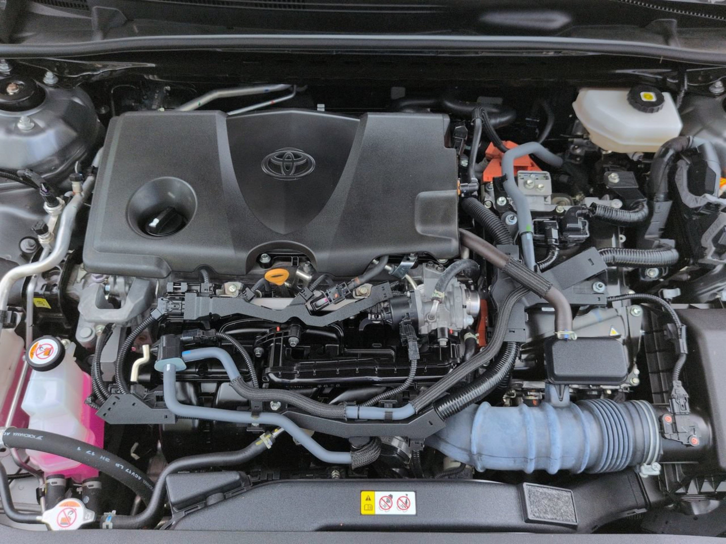 Used 2025 Toyota Camry SE FWD image 15