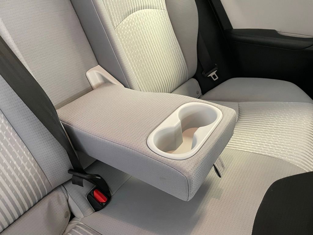 Used 2016 Toyota Prius Three image 13