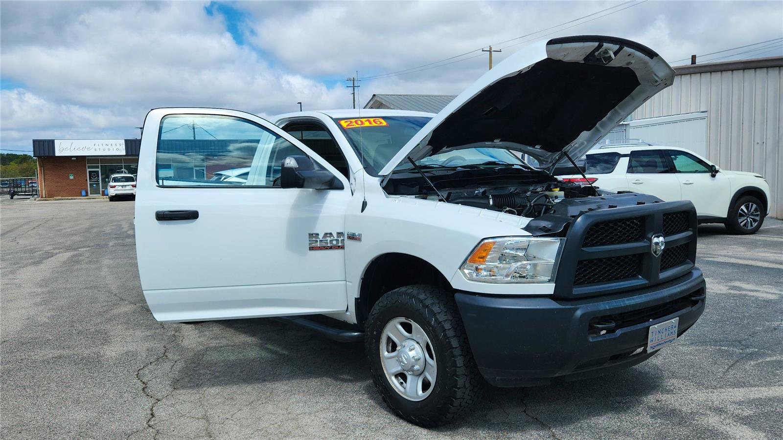 Used 2016 RAM 2500 Tradesman w/ Power & Remote Entry Group image 5