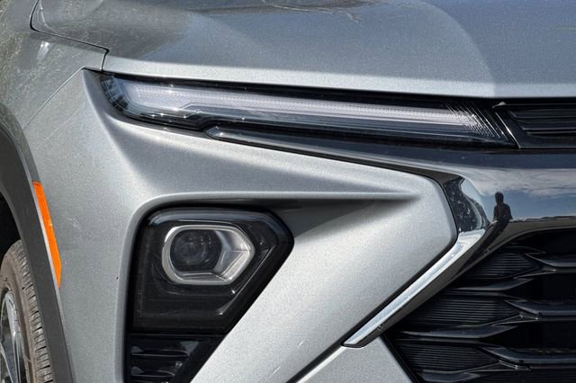 Used 2024 Chevrolet TrailBlazer RS image 41