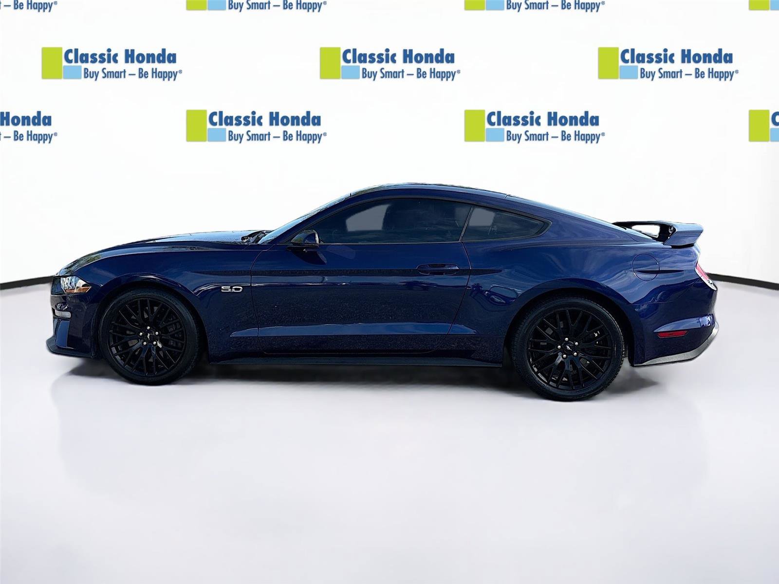 Used 2019 Ford Mustang GT Premium w/ GT Performance Package image 4