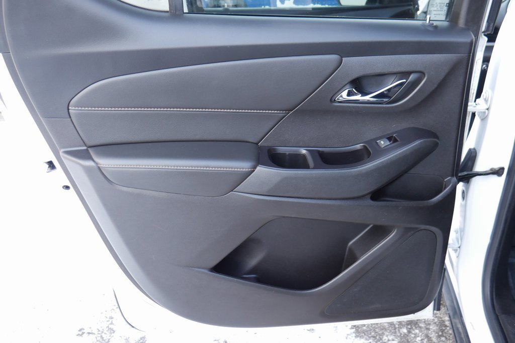 Used 2020 Chevrolet Traverse LS w/ LPO, Floor Liner Package image 31