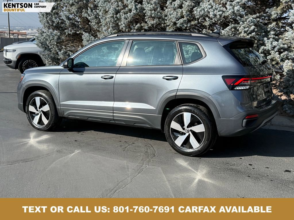 Used 2025 Volkswagen Taos S AWD/4WD image 5