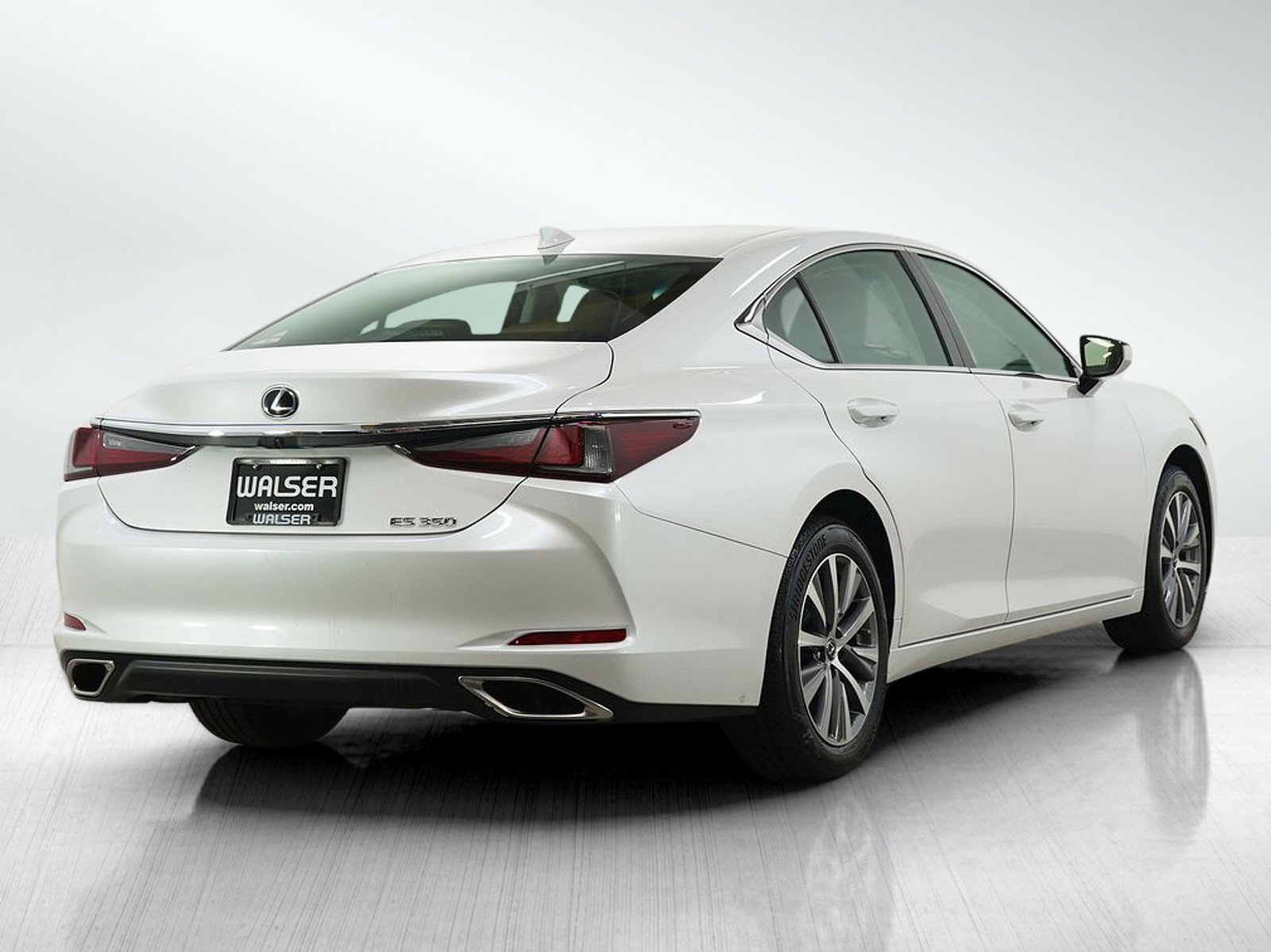 Used 2021 Lexus ES 350 w/ Accessory Package FWD image 5